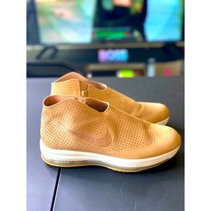 Nike Tan Sneakers